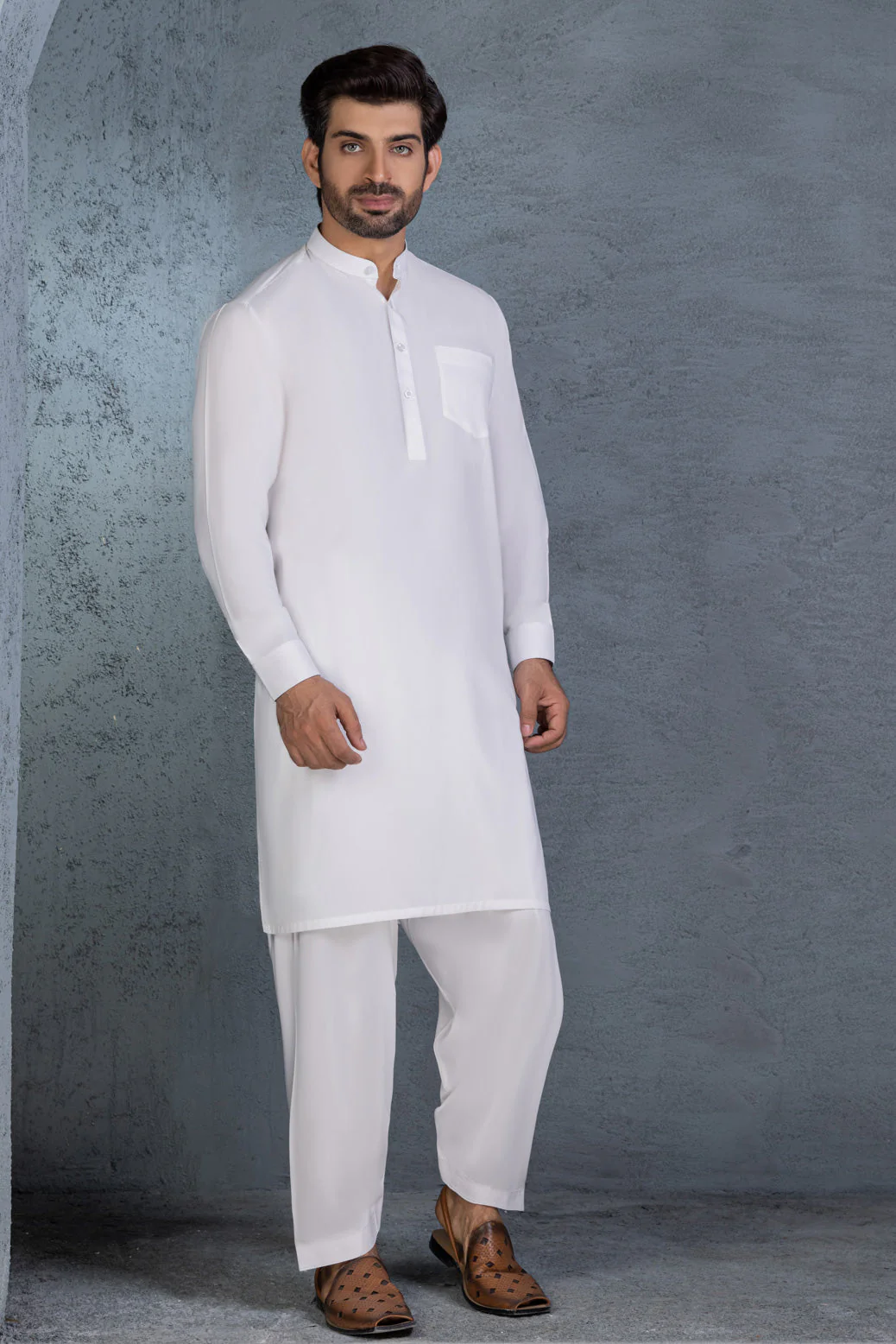 B-WHITE-BLENDED-SHALWAR SUIT-(GSBB22-009) - Image 2