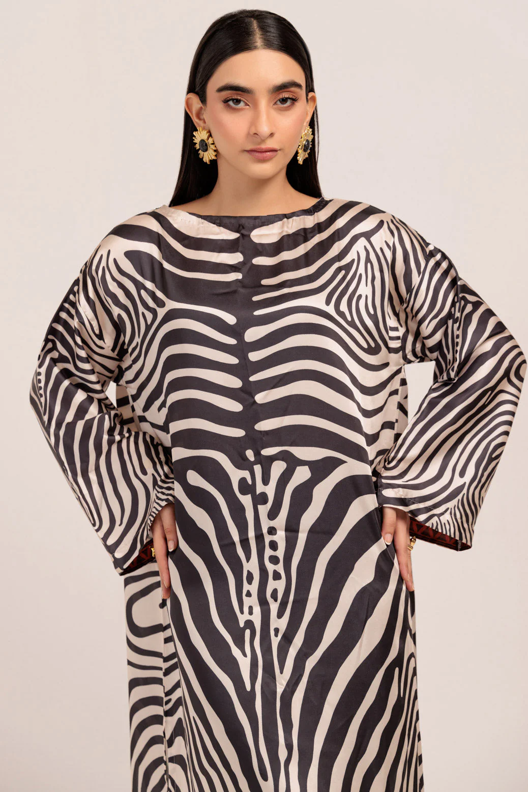 B-WHITE-SILK-2 PIECE (WS7242P14) - Image 2