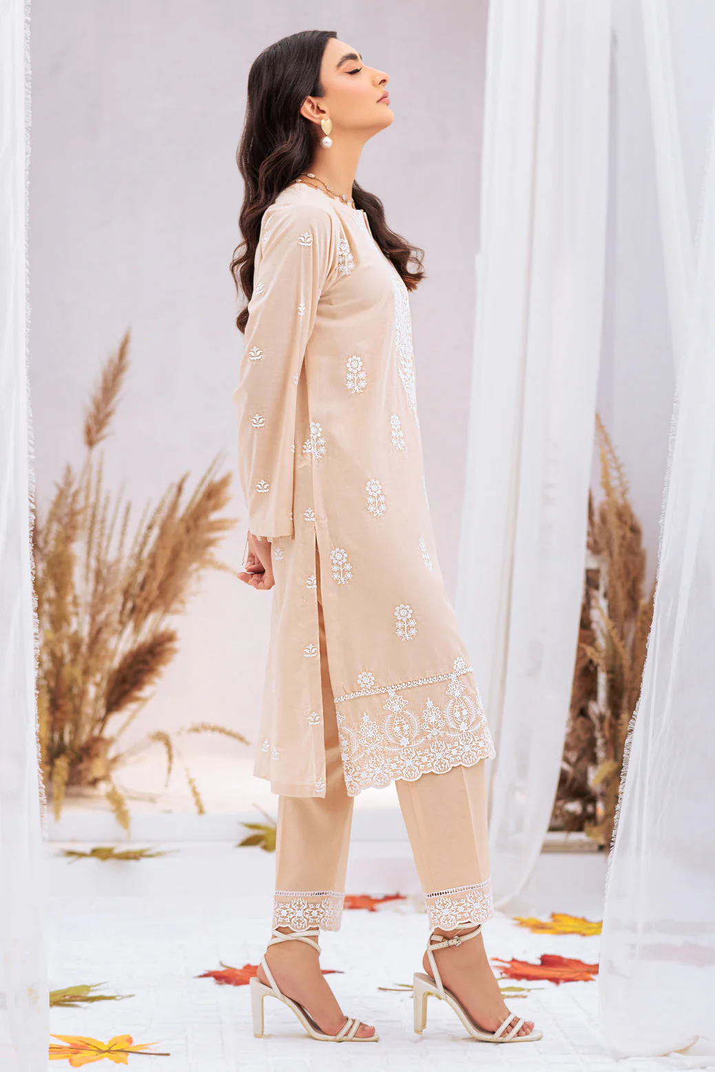 BEIGE-CAMBRIC-2 PIECE (SHS232P07) - Image 2