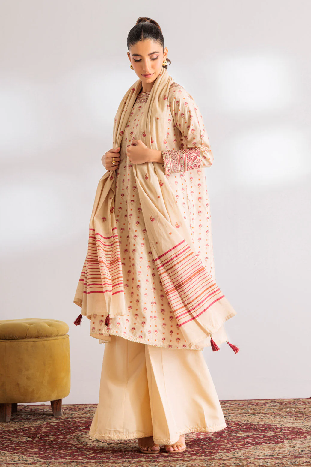 BEIGE-JACQUARD-3 PIECE (SS6243P16) - Image 3