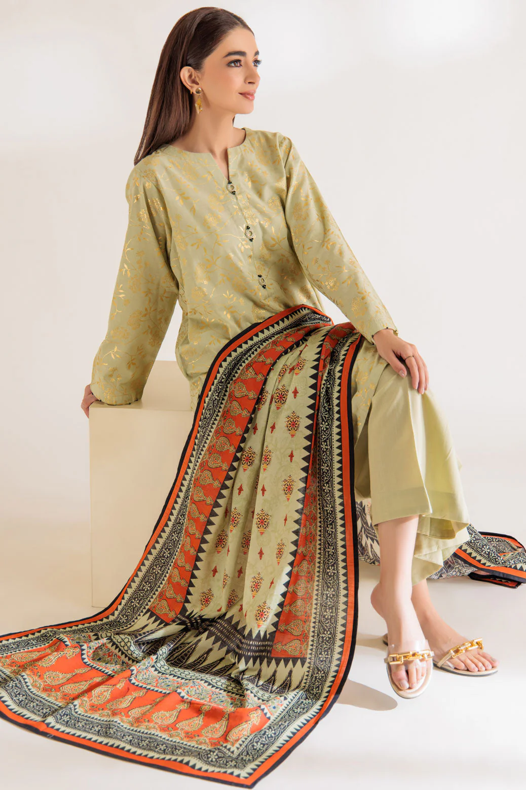 BEIGE-KHADDAR-3 PIECE (PWS6233P42) - Image 4