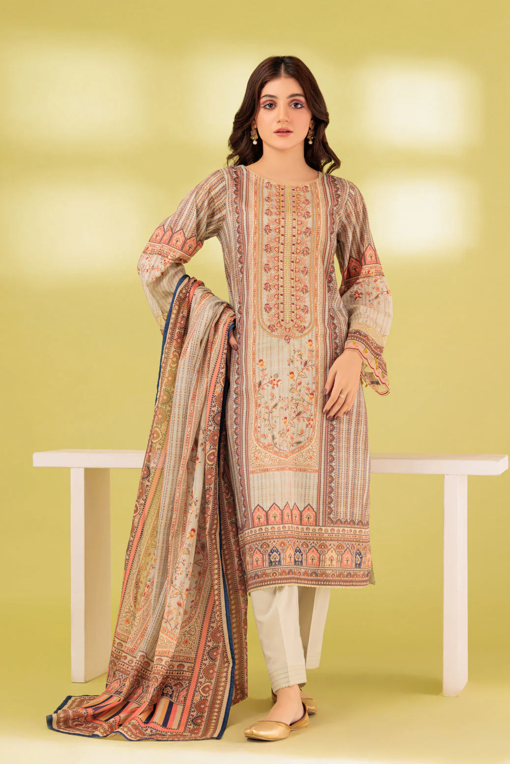BEIGE-LAWN-3 PIECE (SSS233P72) - Image 2