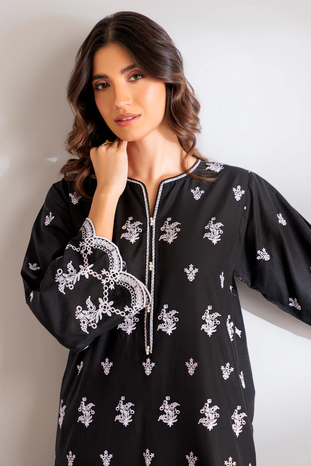 BLACK-CAMBRIC-2 PIECE (BS2242P08) - Image 4