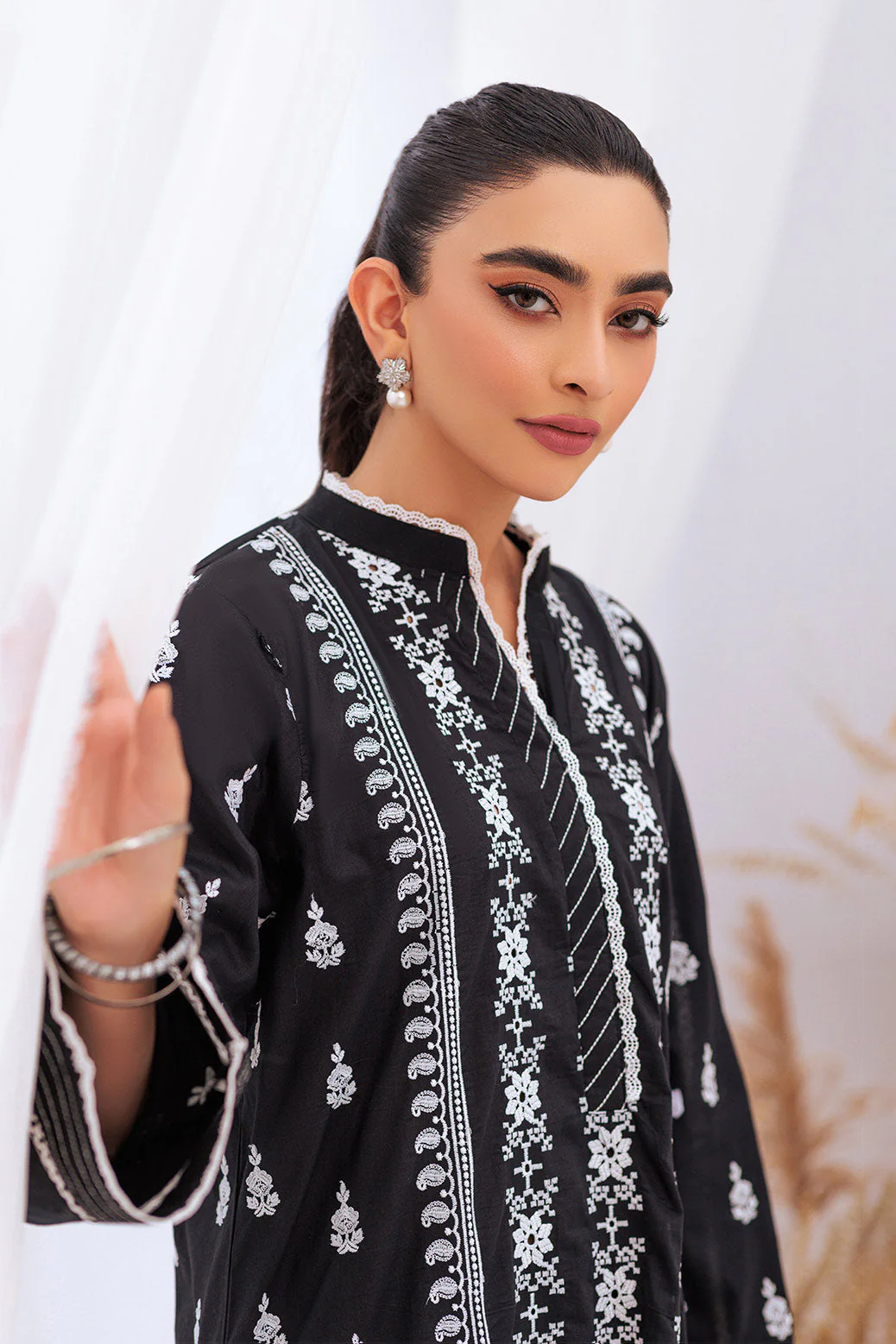 BLACK-CAMBRIC-2 PIECE (BSHS232P06) - Image 2