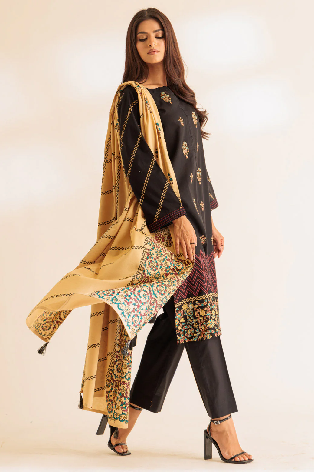 BLACK-CAMBRIC-3 PIECE (SS6243P09) - Image 2