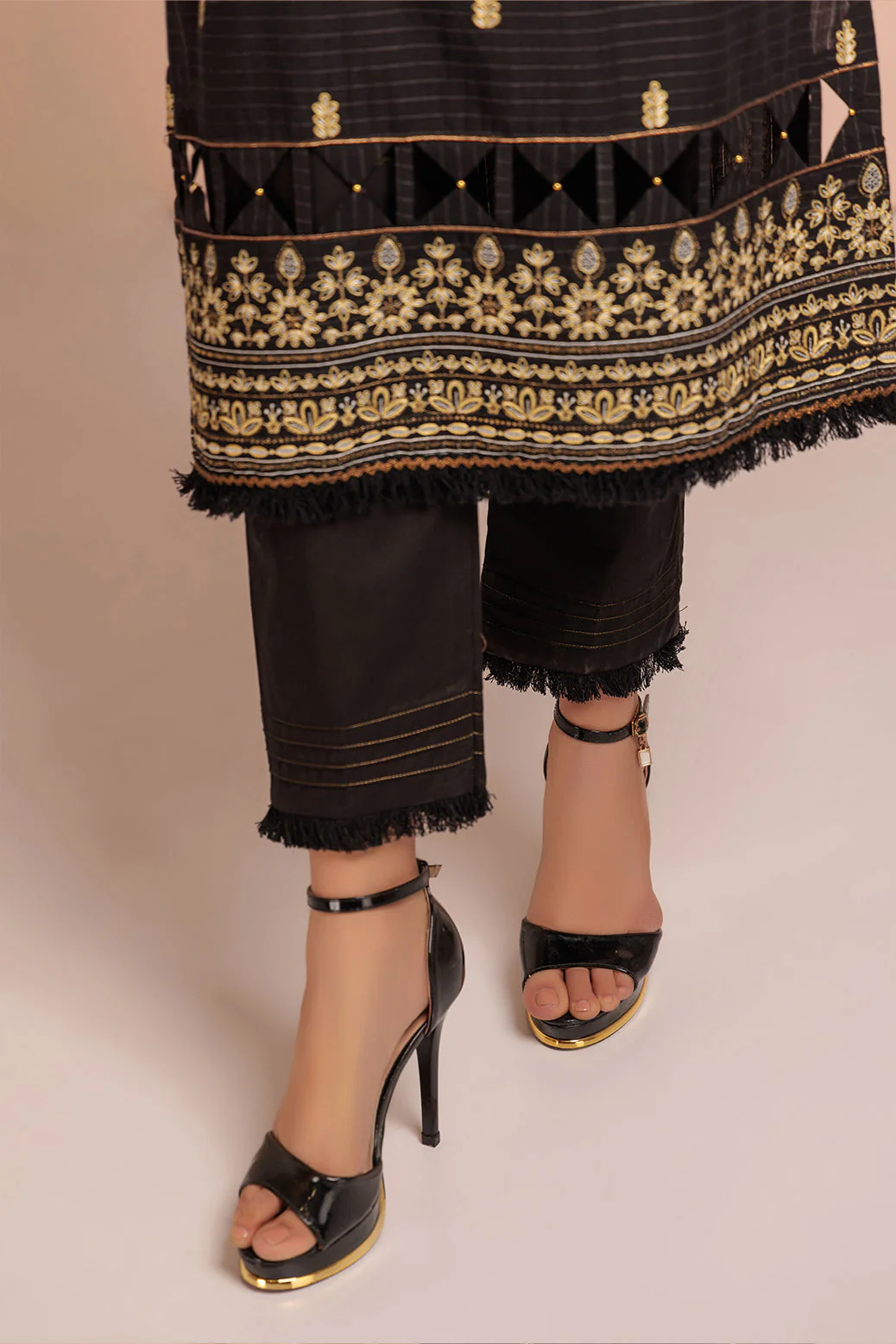 BLACK-DOBBY-3 PC (HTLS233P07) - Image 3