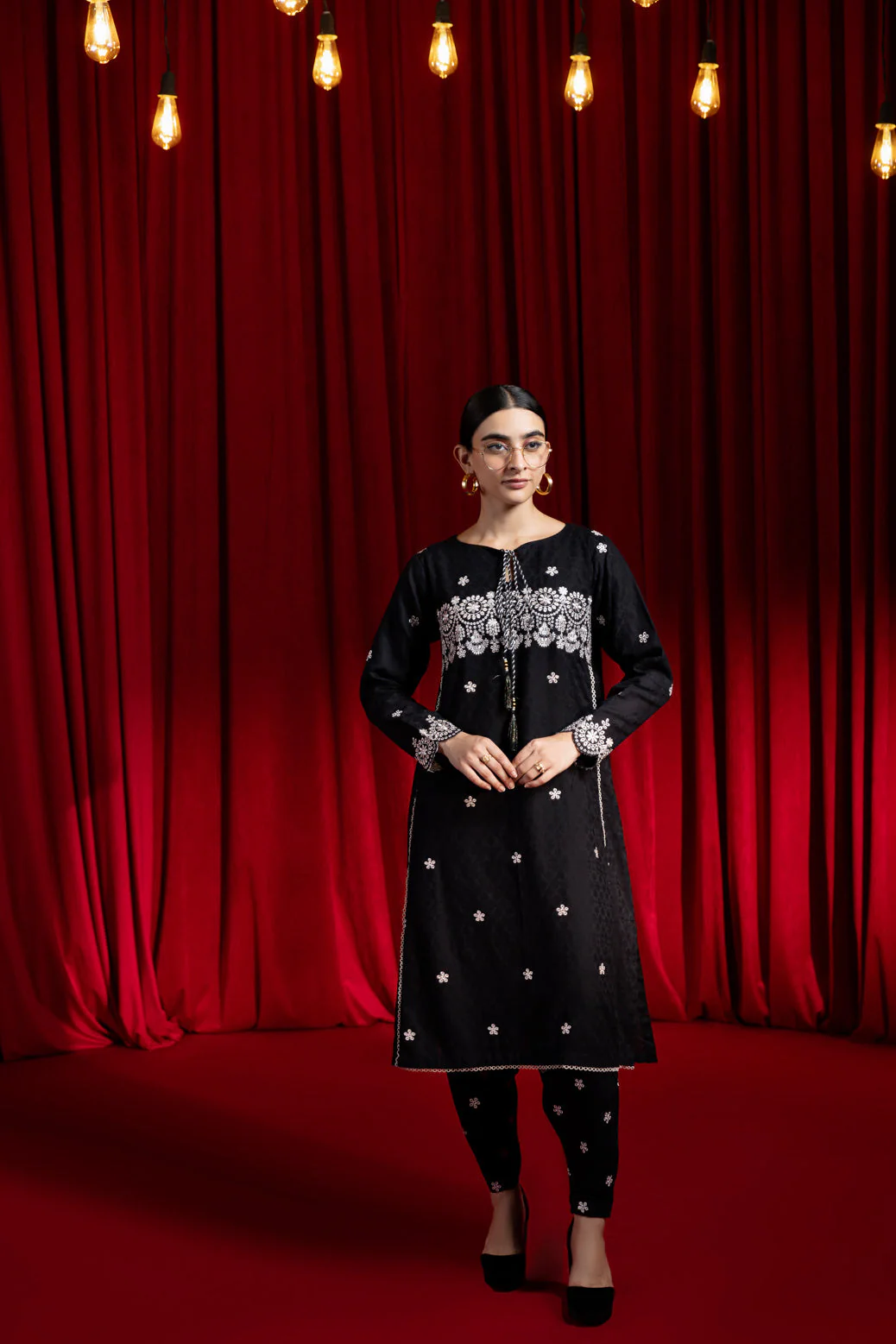 BLACK-JACQUARD-2 PIECE (1S24C2P035) - Image 3