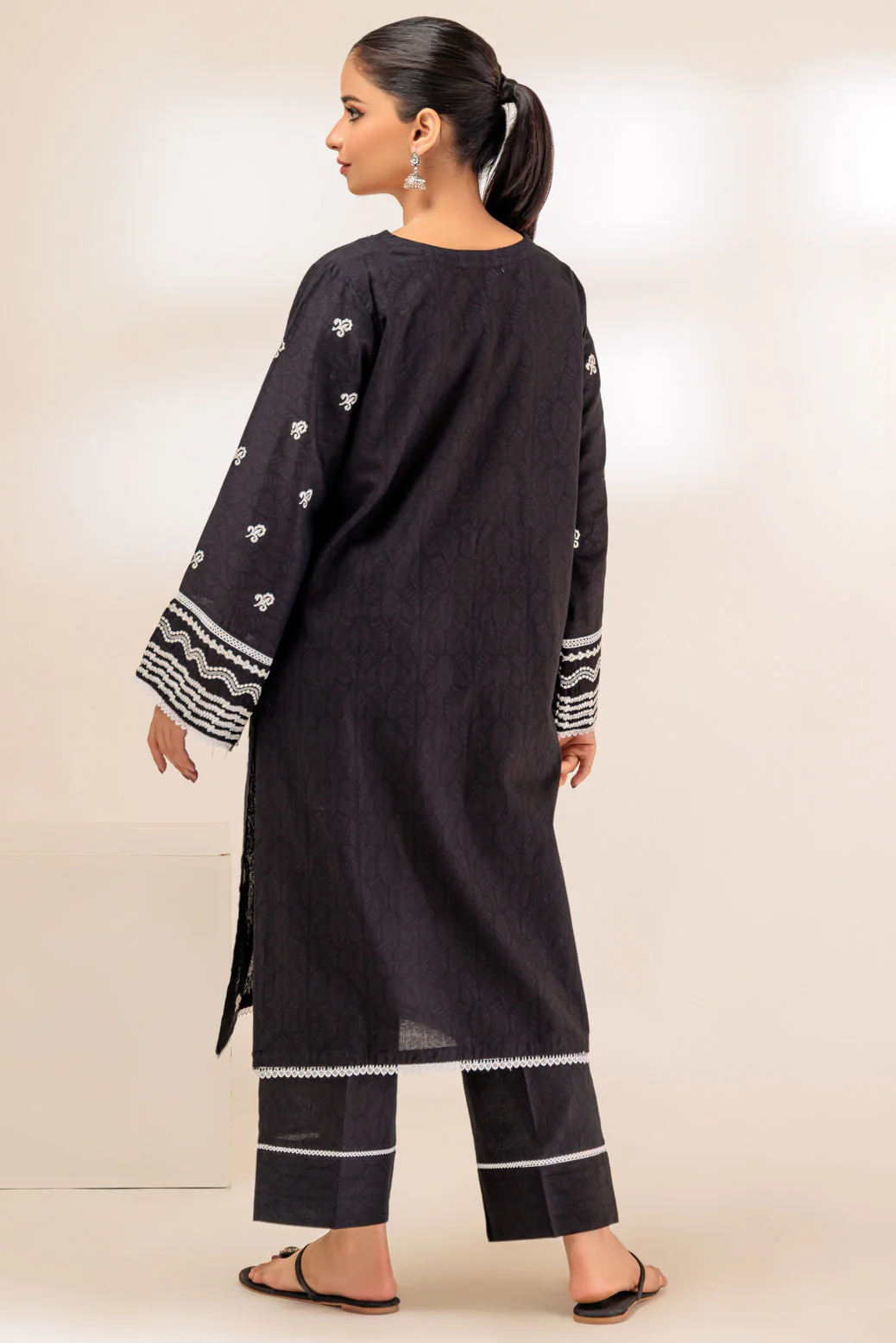 BLACK-JACQUARD-2 PIECE (SRLS232P60) - Image 3