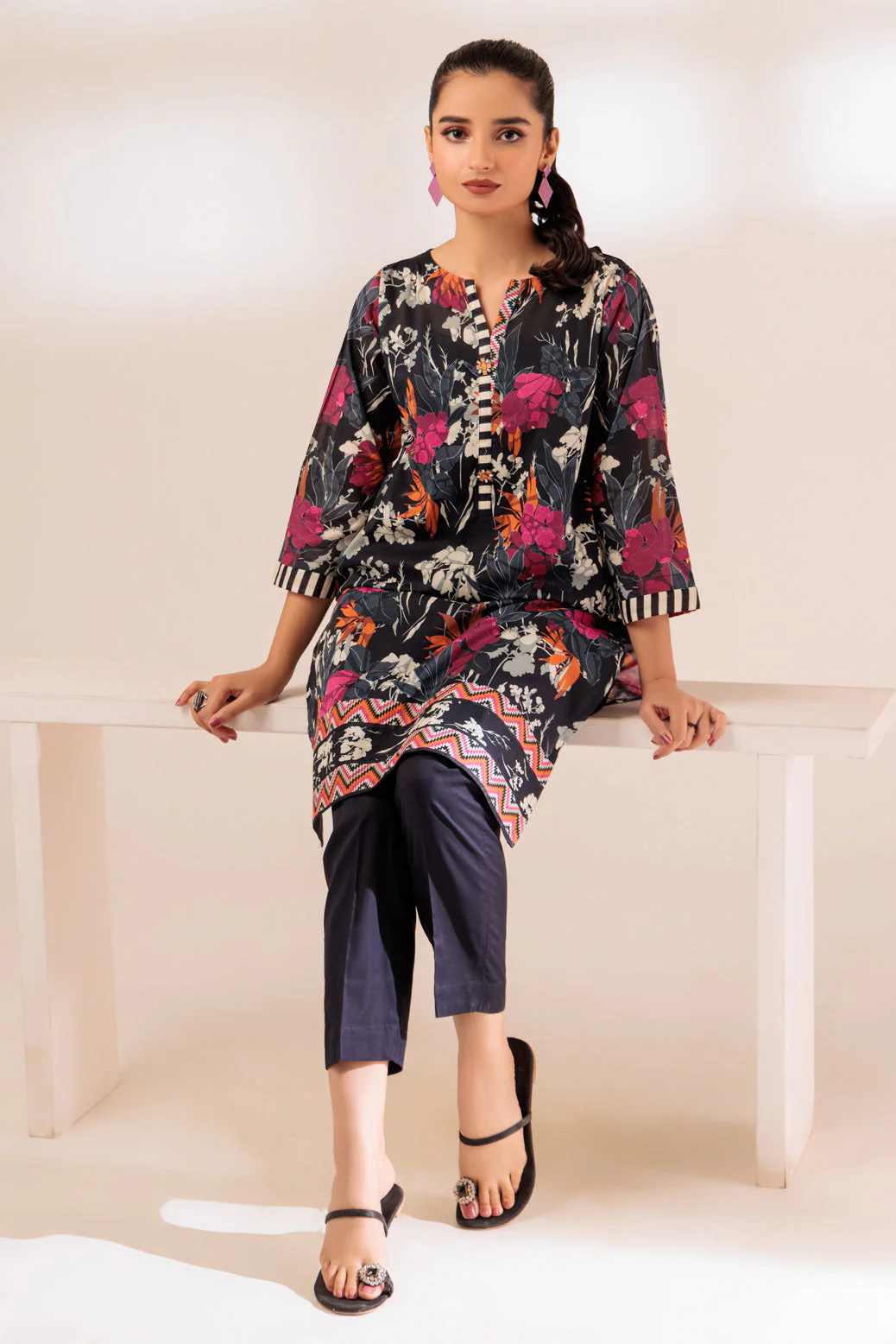 BLACK-LAWN-1 PIECE (RAK231P29) - Image 3