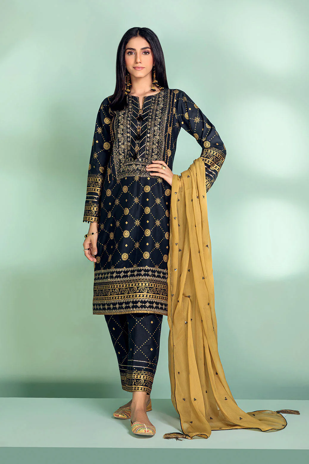 BLACK-LAWN-3 PIECE (AWSV223P01)