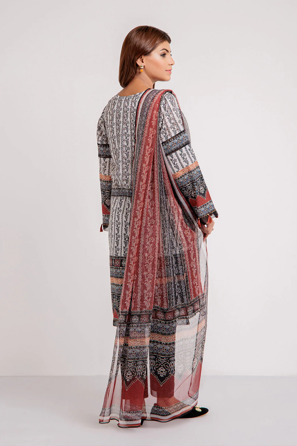 BLACK-LAWN-3 PIECE (SAS233P15) - Image 4