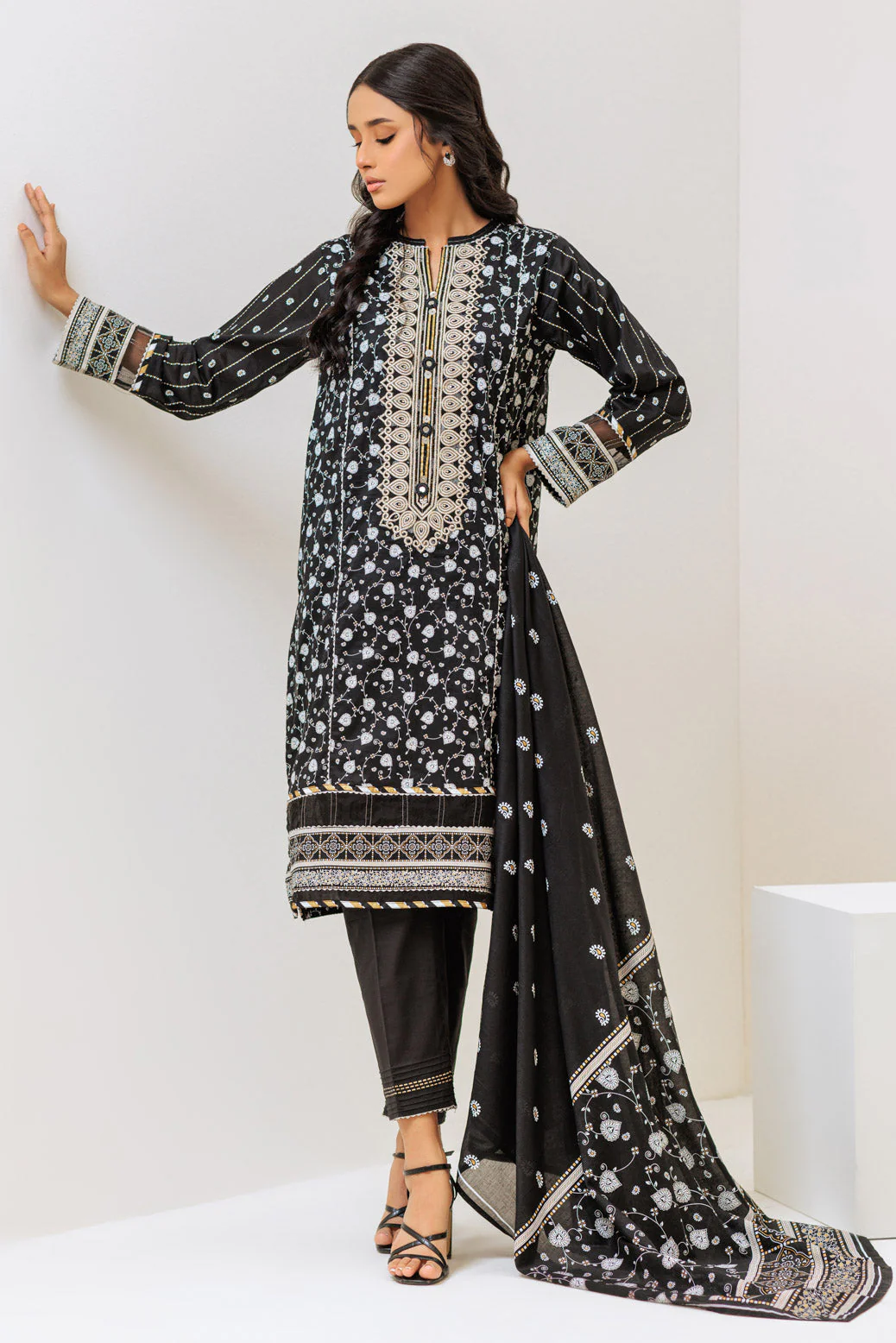 BLACK-LAWN-3 PIECE (SAS233P91) - Image 3