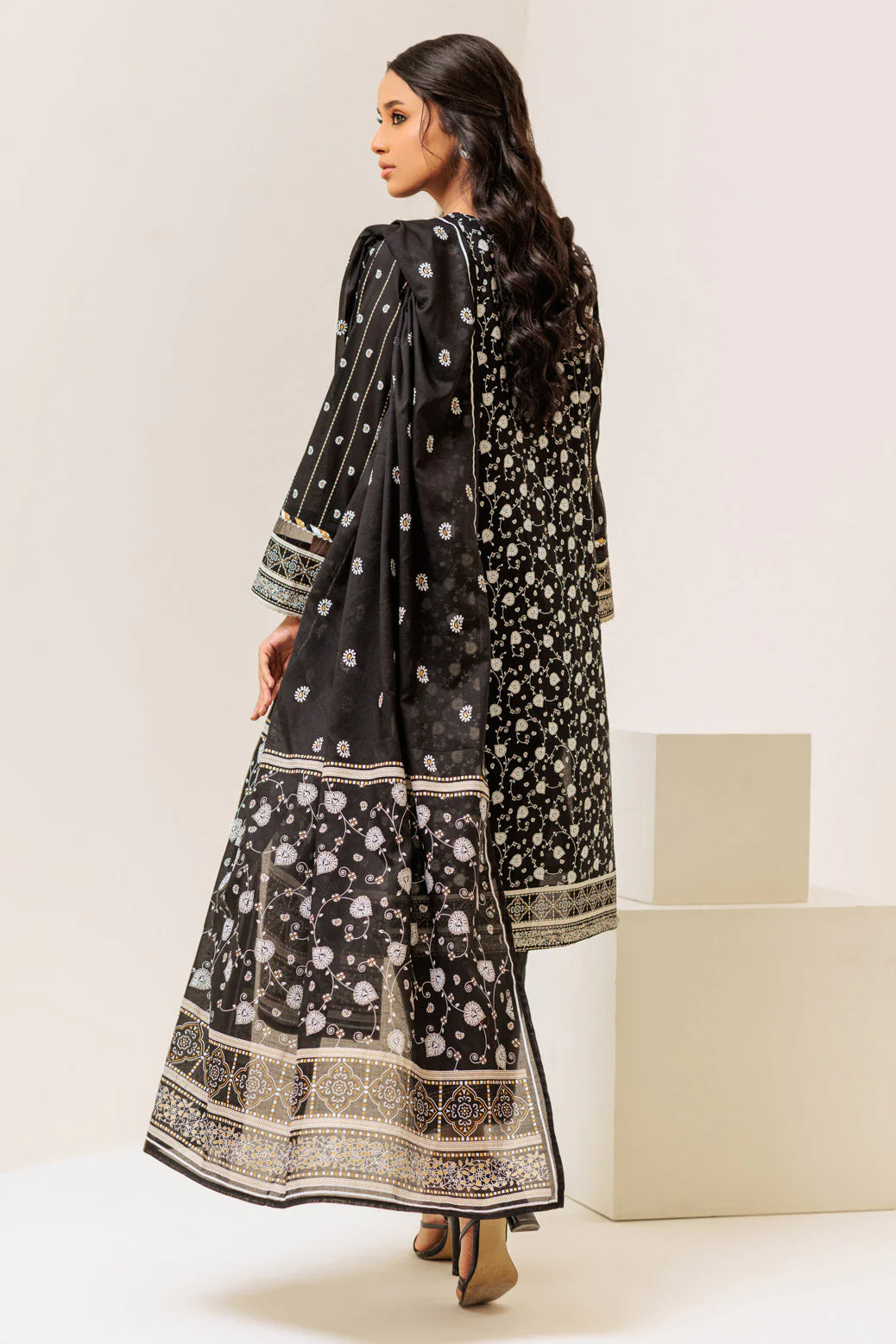 BLACK-LAWN-3 PIECE (SAS233P91) - Image 4