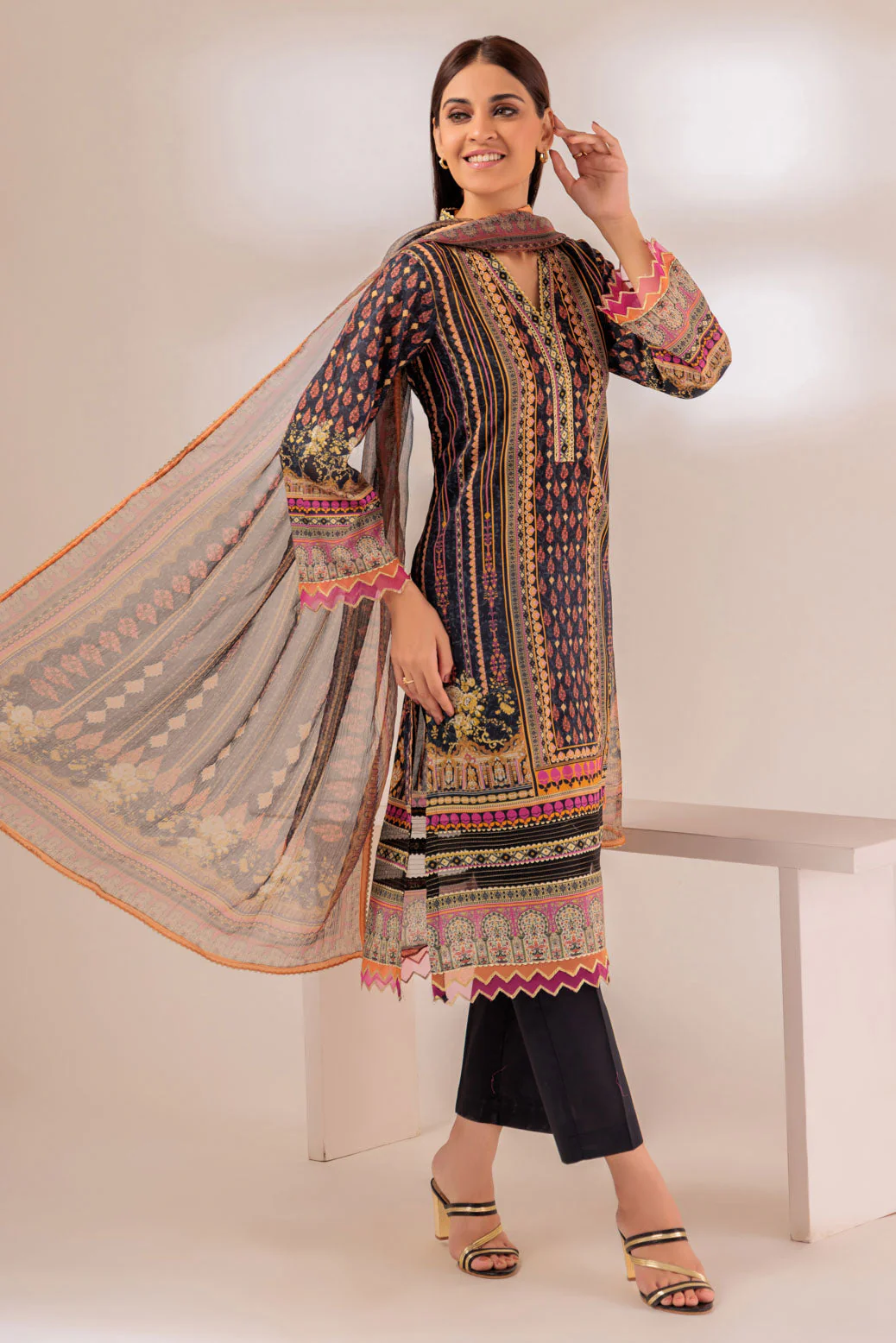 BLACK-LAWN-3 PIECE (SSS233P20) - Image 3
