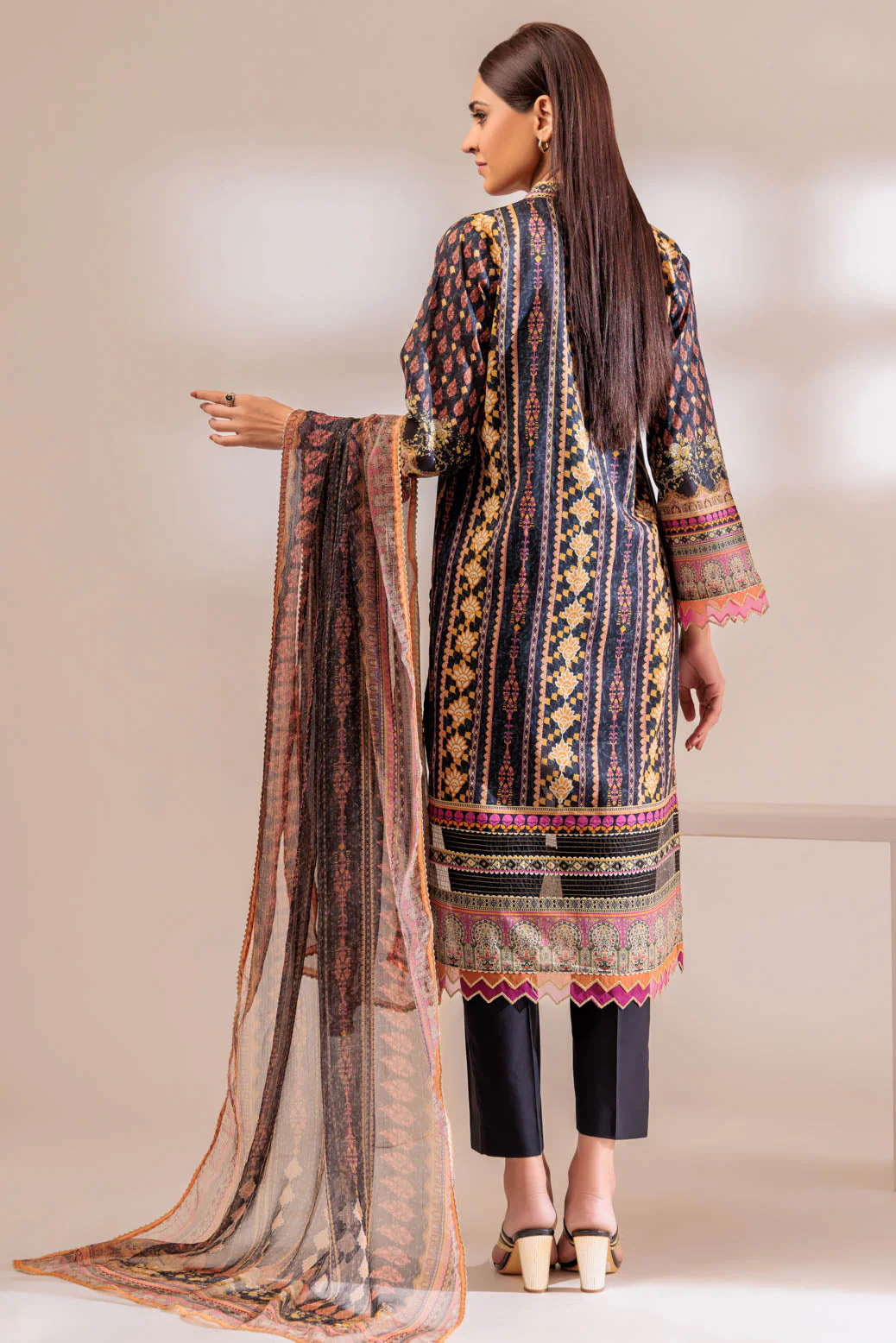 BLACK-LAWN-3 PIECE (SSS233P20) - Image 4
