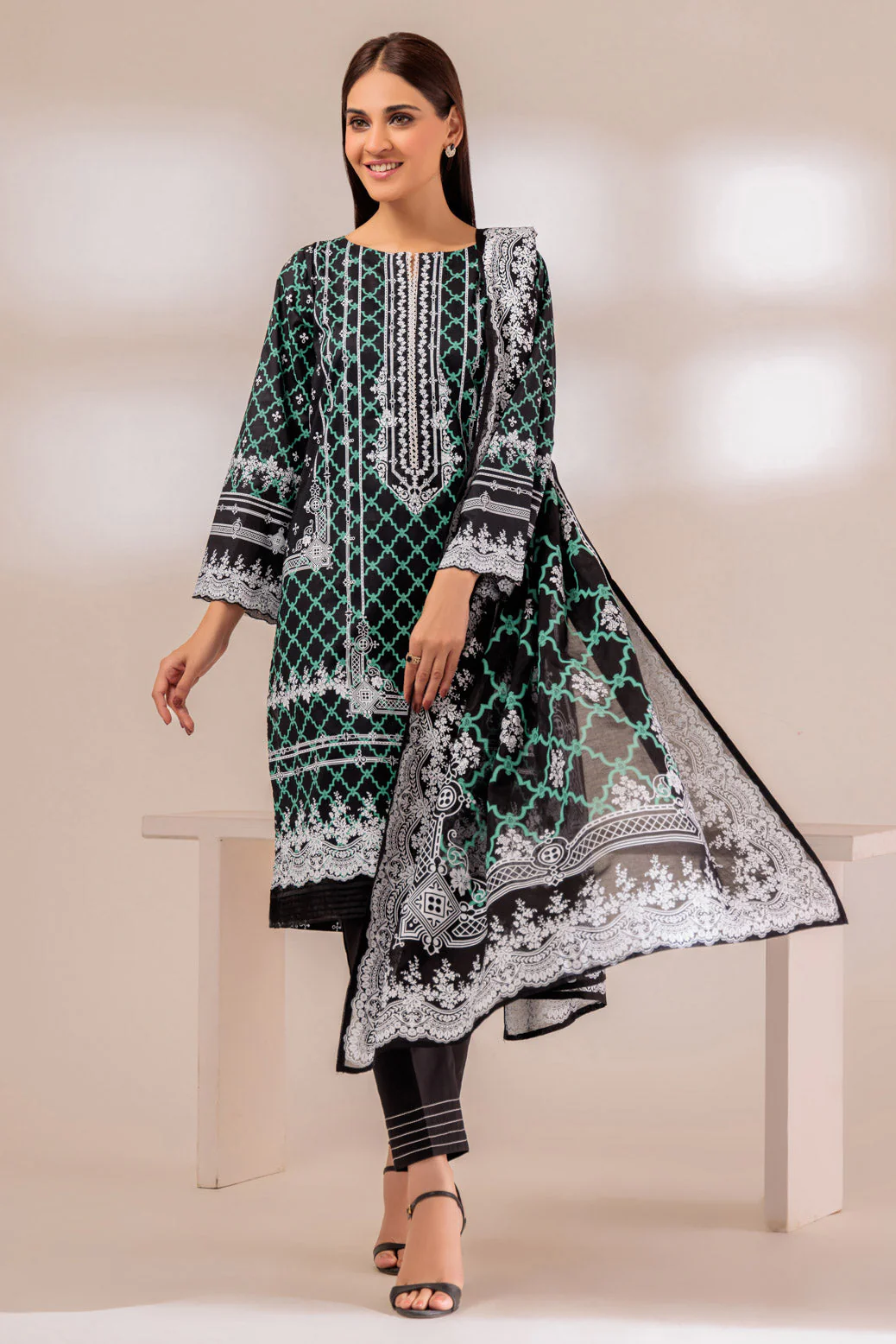 BLACK-LAWN-3 PIECE (SSS233P97) - Image 2