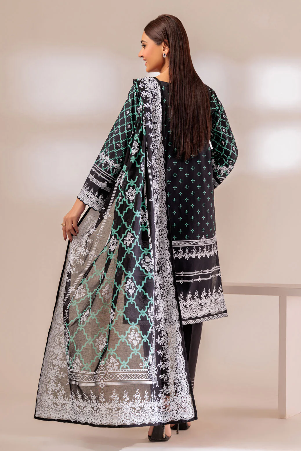 BLACK-LAWN-3 PIECE (SSS233P97) - Image 4