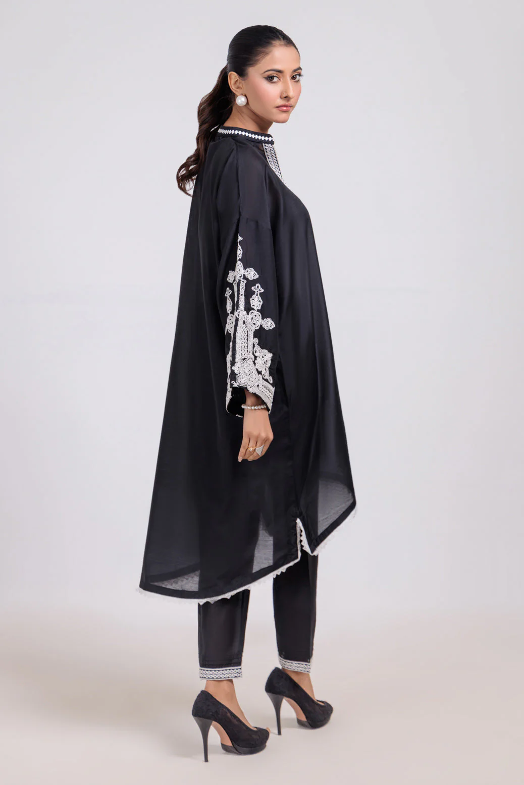 BLACK-SILK-2 PIECE (BS7242P02) - Image 5
