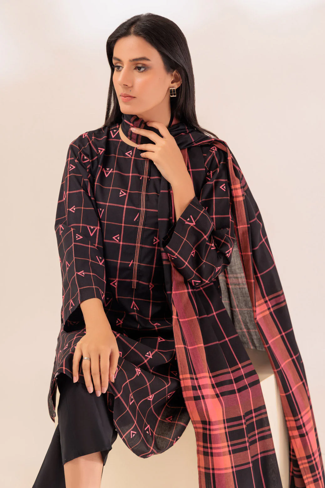BLACK-YARN DYED-3 PIECE (PWS6233P40) - Image 2