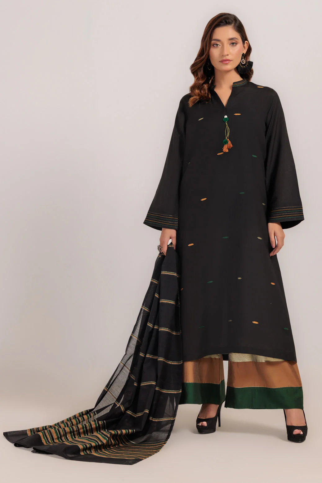 BLACK-YARNDYED-3 PIECE (WS5243P14) - Image 2