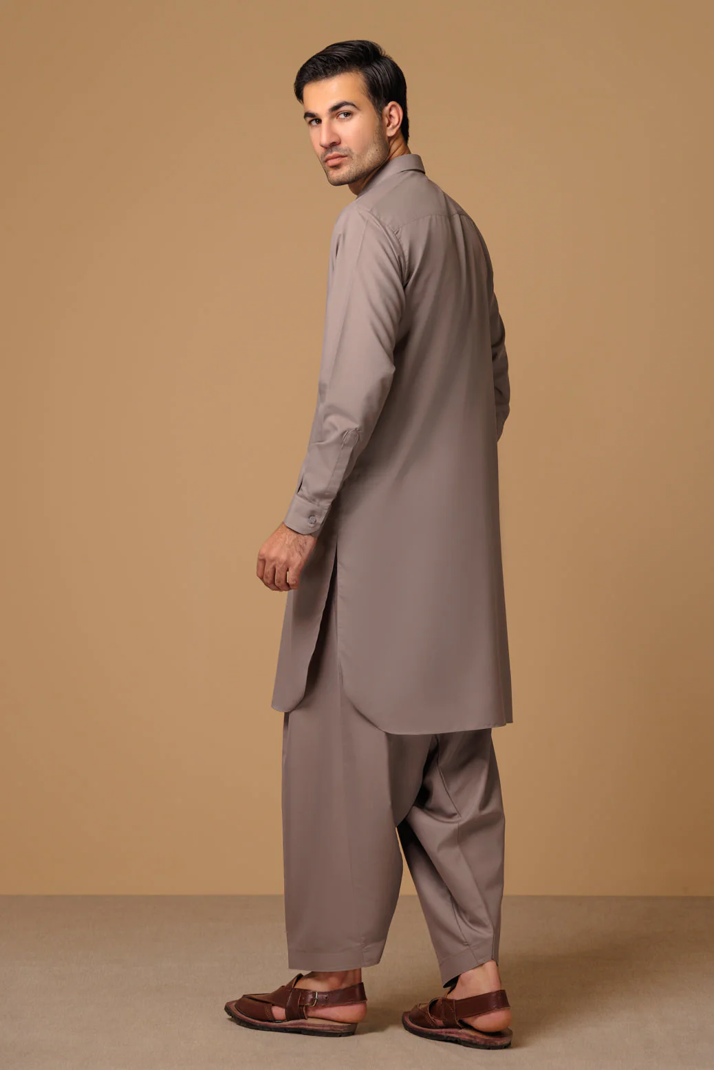 BLENDED-SHALWAR SUIT (GSSS23-002) - Image 5