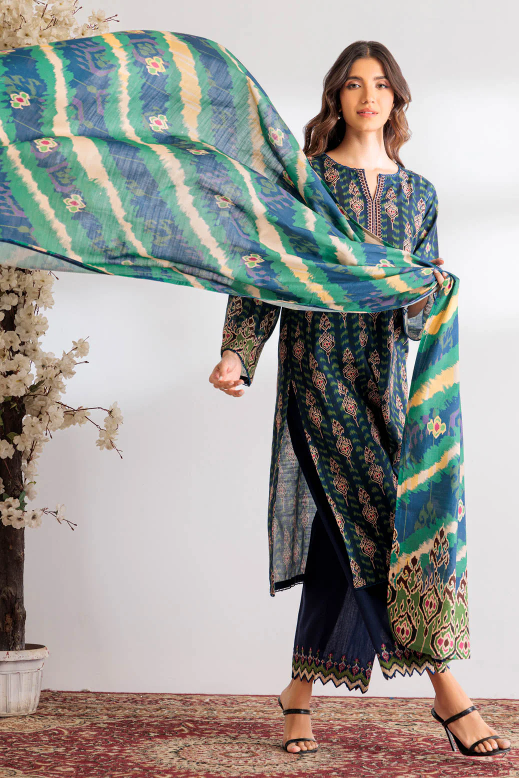 BLUE-KHADDAR-3 PIECE (WS6243P11) - Image 3