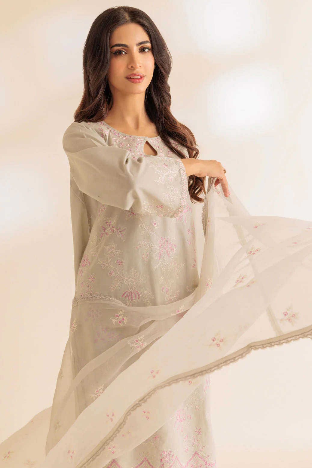 GREY-CAMBRIC-3 PIECE (SS5243P46) - Image 4