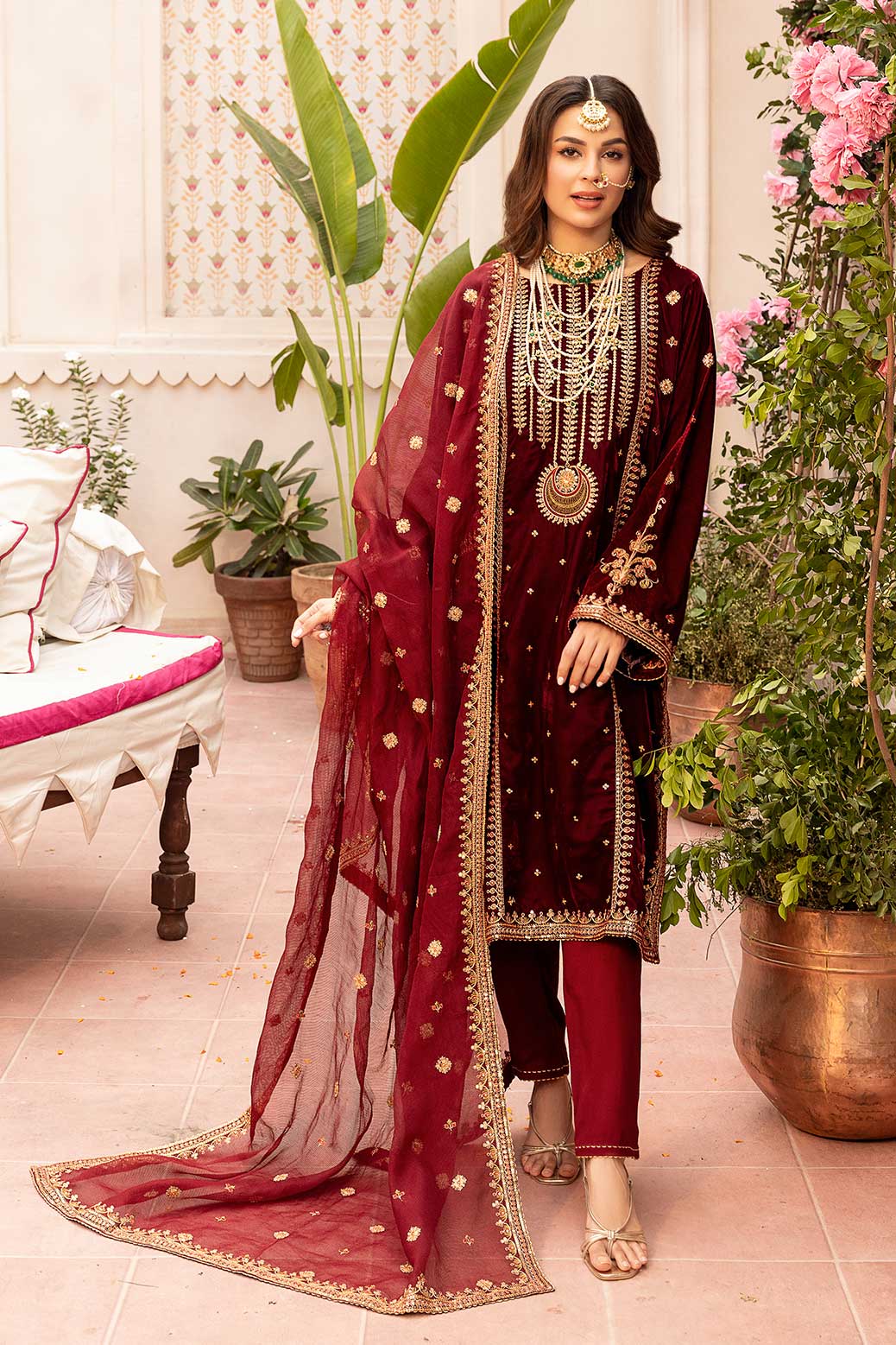 MAR00N-VELVET-3 PIECE-SUIT (WSS223P08) - Image 4