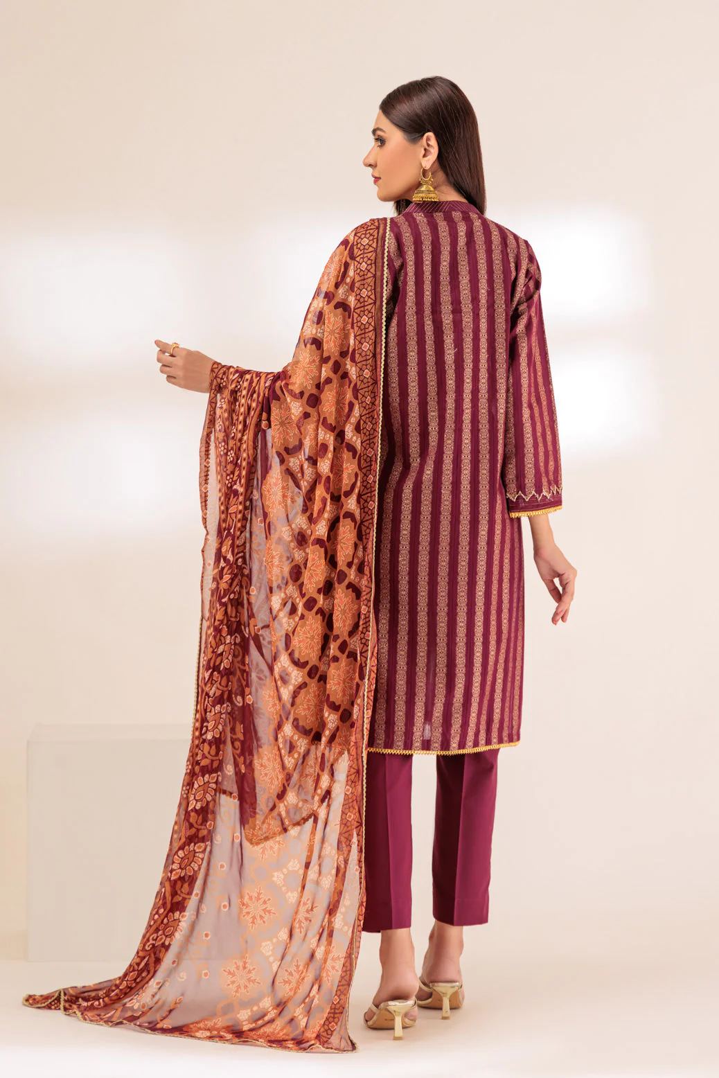 MAROON-JACQUARD-3 PIECE (BSHS233P20) - Image 3