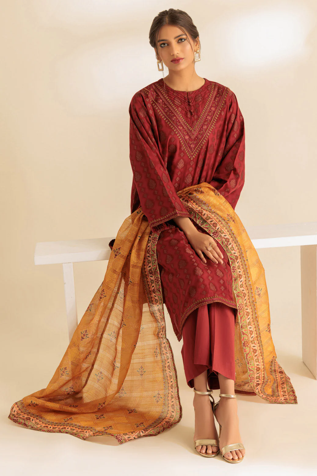 MAROON-JACQUARD-3 PIECE (SS2243P14)