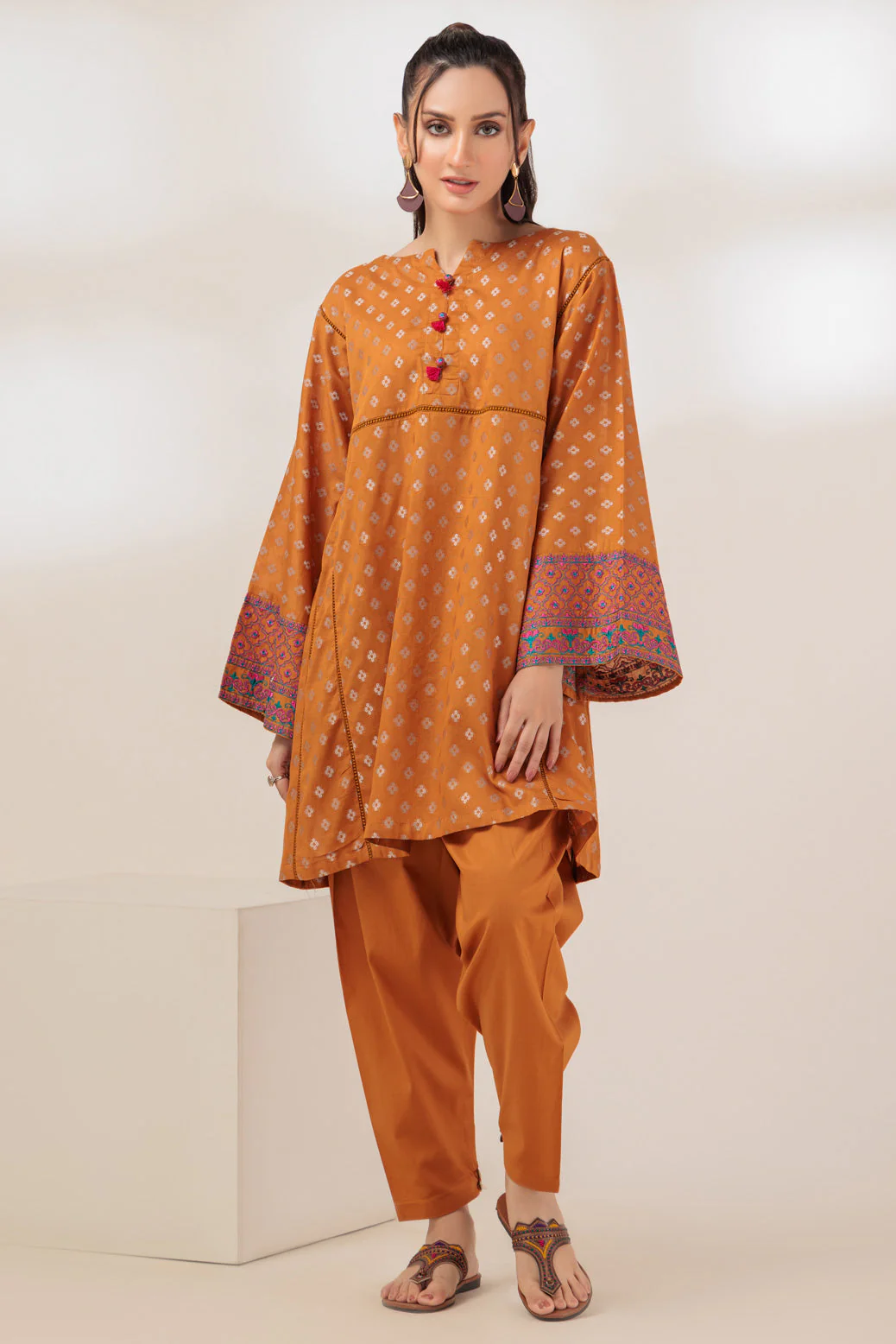 MUSTARD-JACQUARD-2 PIECE (SRLS232P41) - Image 2