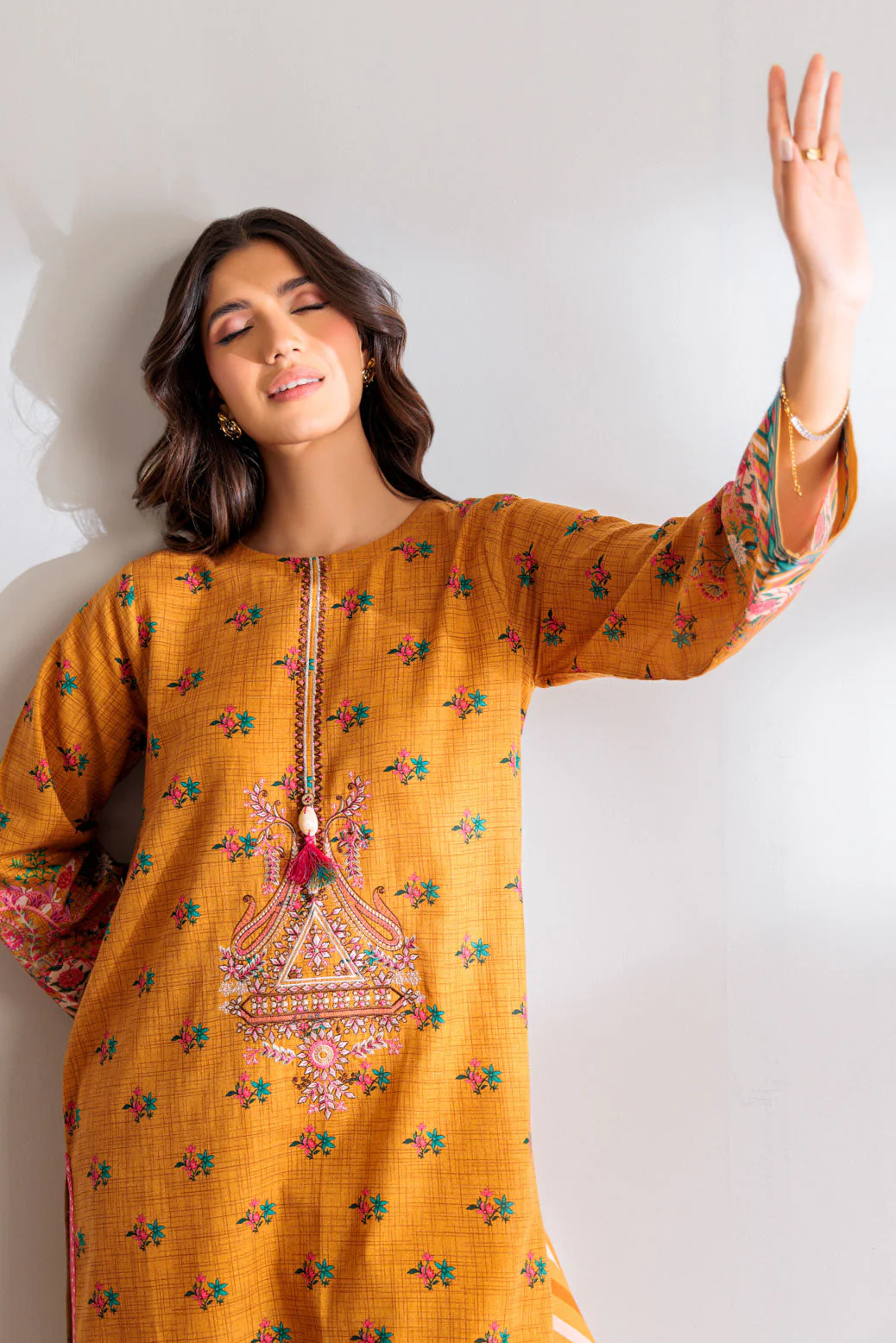 MUSTARD-KHADDAR-3 PIECE (WS6243P10) - Image 4