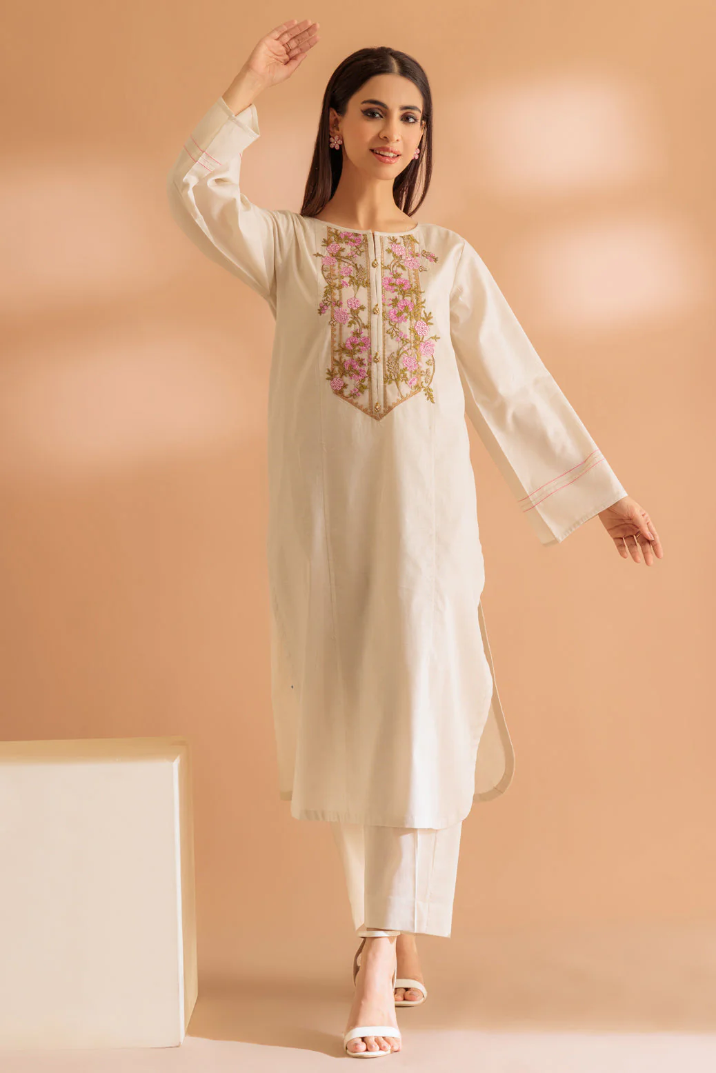 O-WHITE-CAMBRIC-2 PIECE (SS5242P05) - Image 2