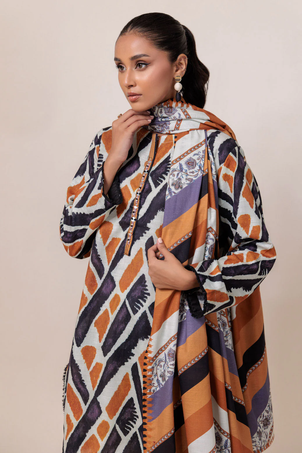 O-WHITE-KHADDAR-3 PIECE (WS2243P16) - Image 3