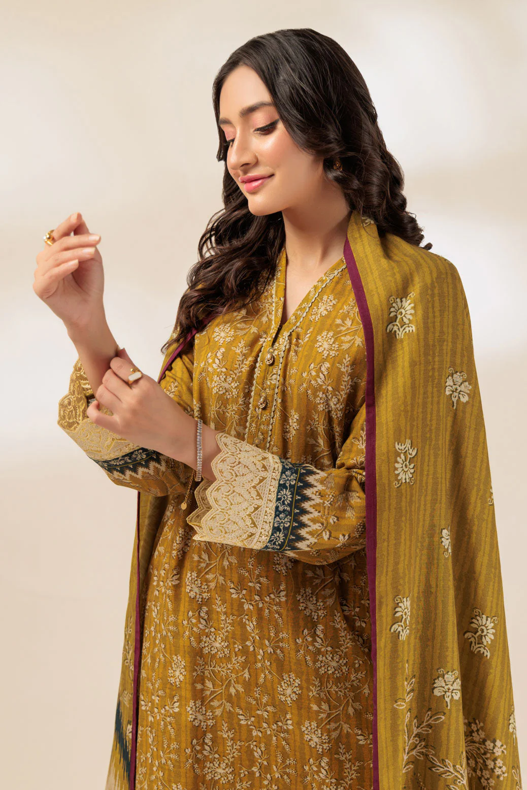 OLIVE-KHADDAR-3 PIECE (WS2243P04) - Image 3