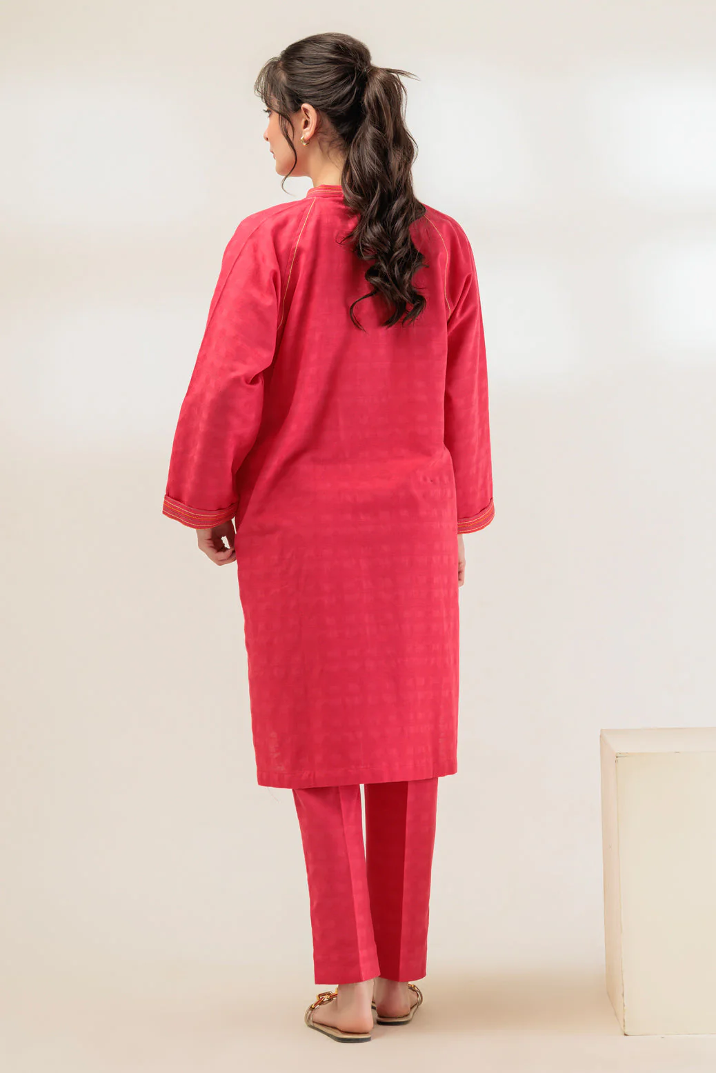 RED-JACQUARD-2 PIECE (WS6232P36) - Image 2