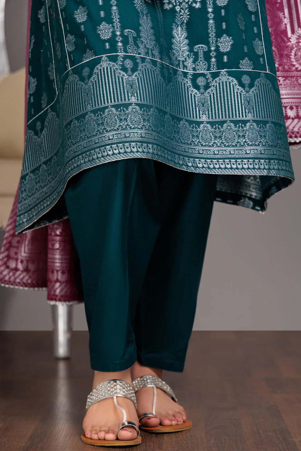 T-GREEN-JACQUARD-3 PIECE (JHS233P09) - Image 4