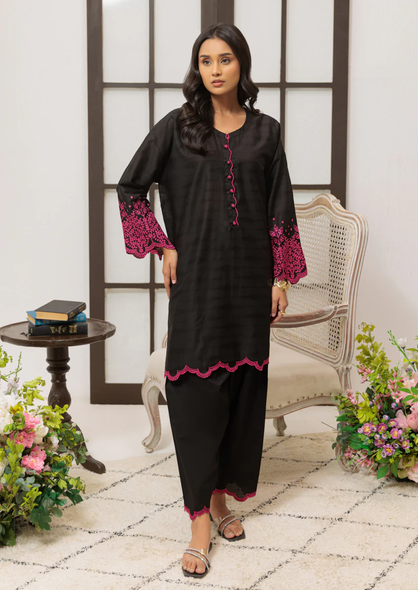Black-Jacquard-2 Piece (W25DE2004)