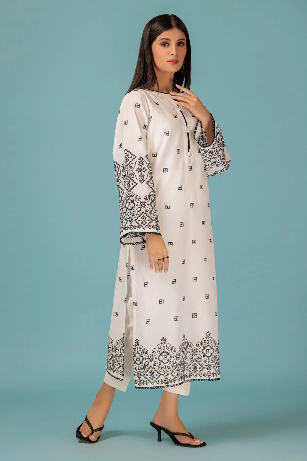 WHITE-CAMBRIC-1 PIECE (SRS231P03) - Image 3