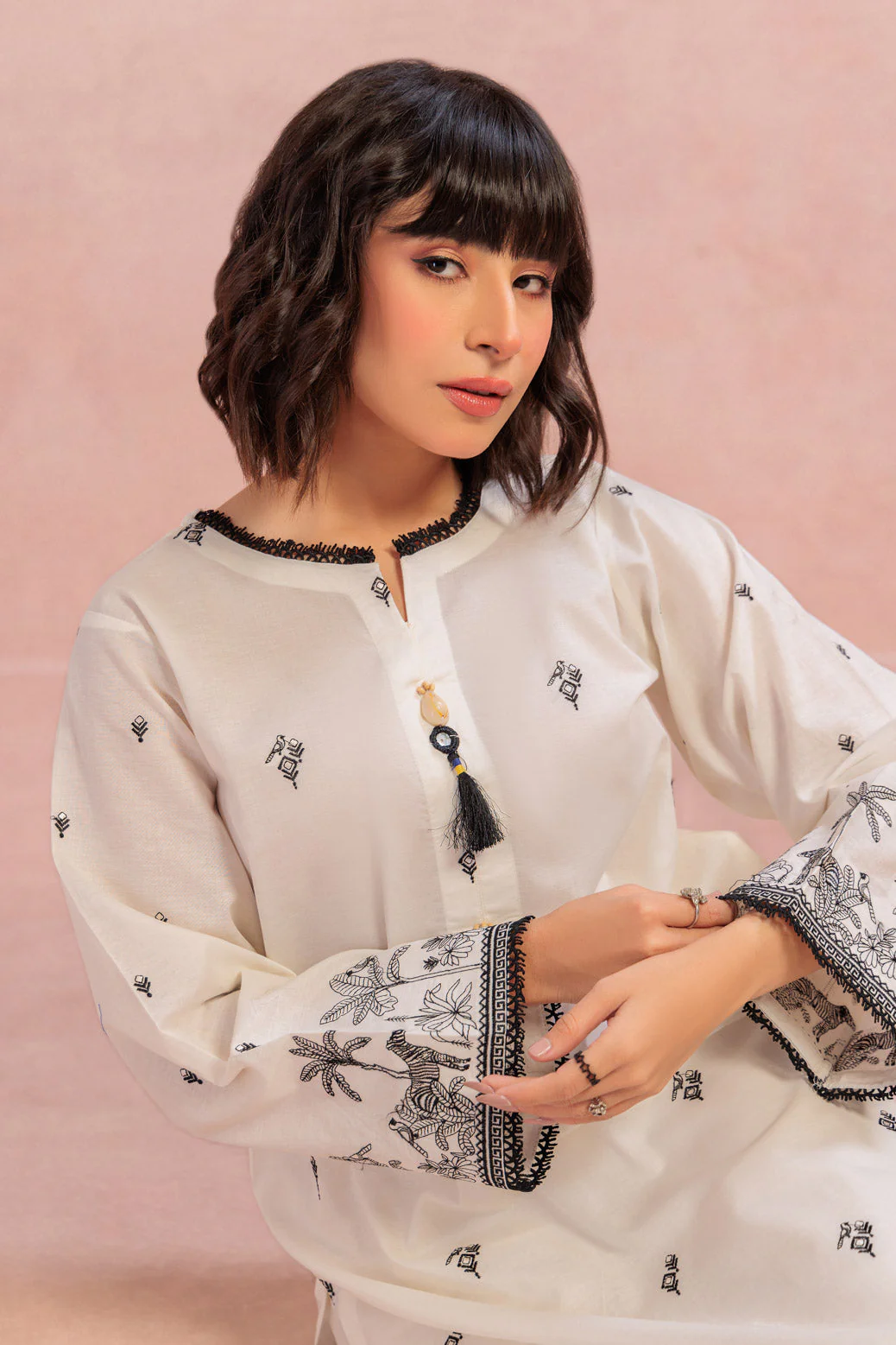 WHITE-CAMBRIC-2 PIECE (BS6242P07) - Image 4