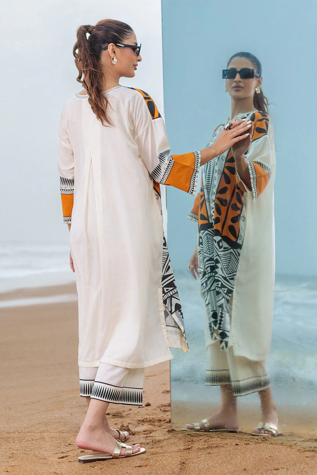 WHITE-CAMBRIC-2 PIECE (BS7242P15) - Image 5