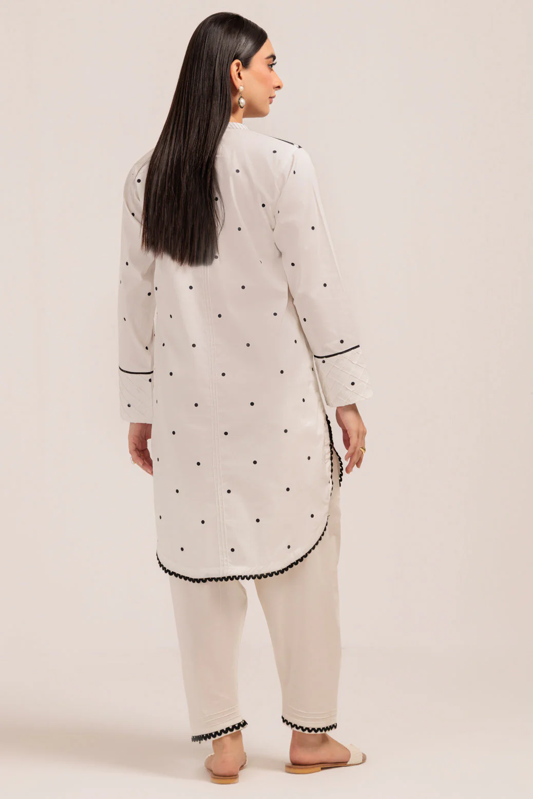 WHITE-CAMBRIC-2 PIECE (SS7242P01) - Image 5