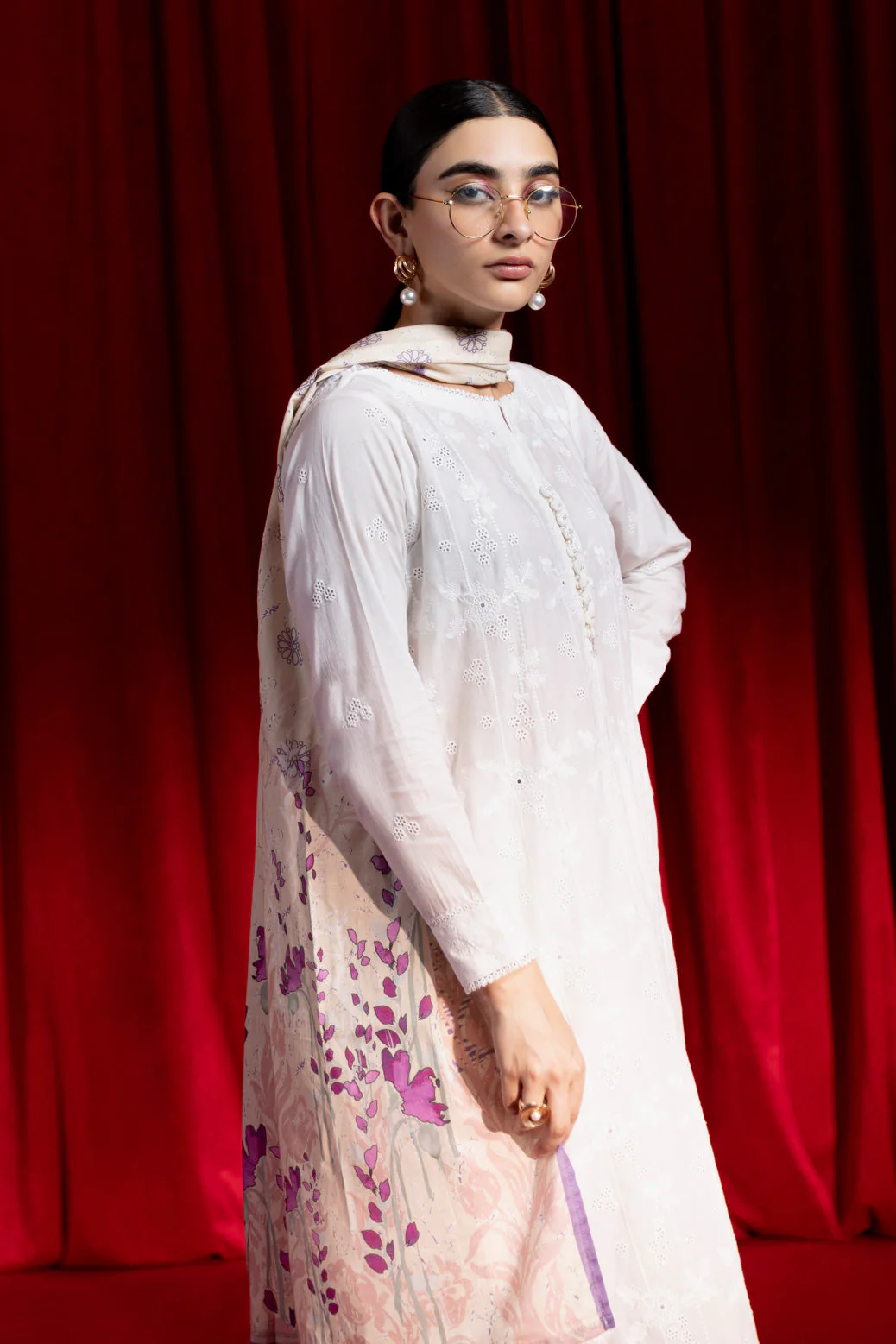 WHITE-CAMBRIC-3 PIECE (BS1243P10) - Image 2