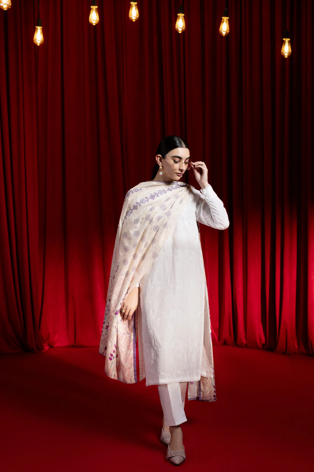 WHITE-CAMBRIC-3 PIECE (BS1243P10) - Image 3