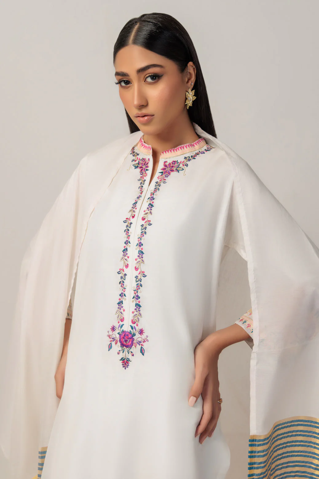 WHITE-JACQUARD-3 PIECE (WS2243P09) - Image 3