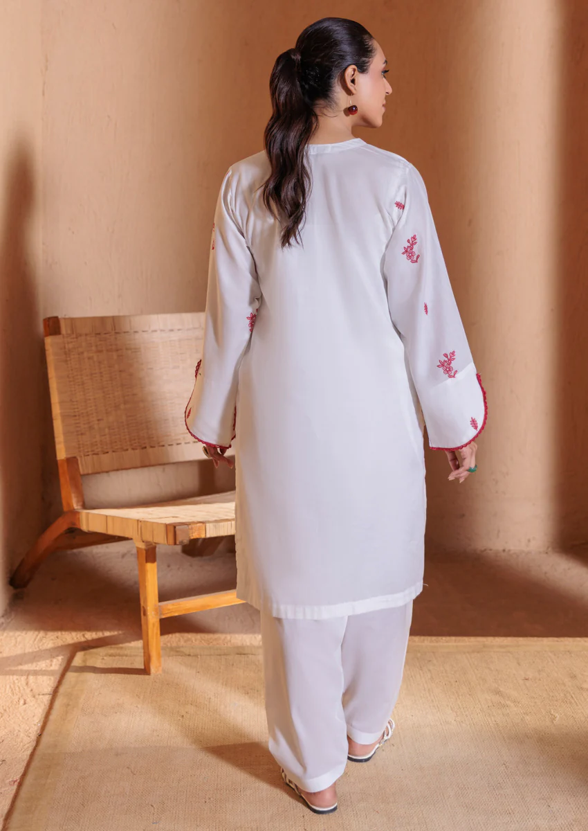 White-Cambric-2 Piece (WPS25DE2005) - Image 2