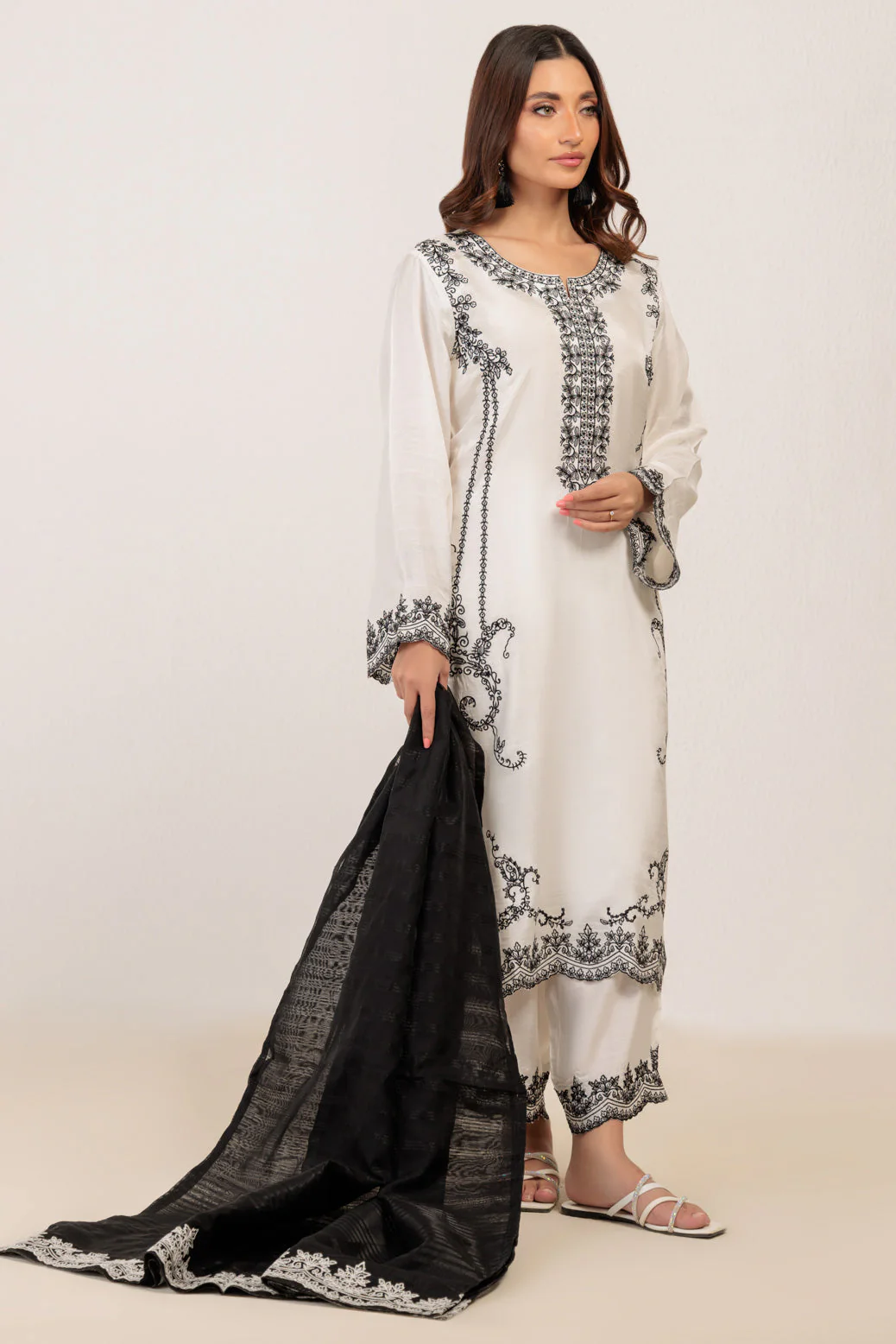 WHITE-SILK-3 PIECE (WS5243P09) - Image 4