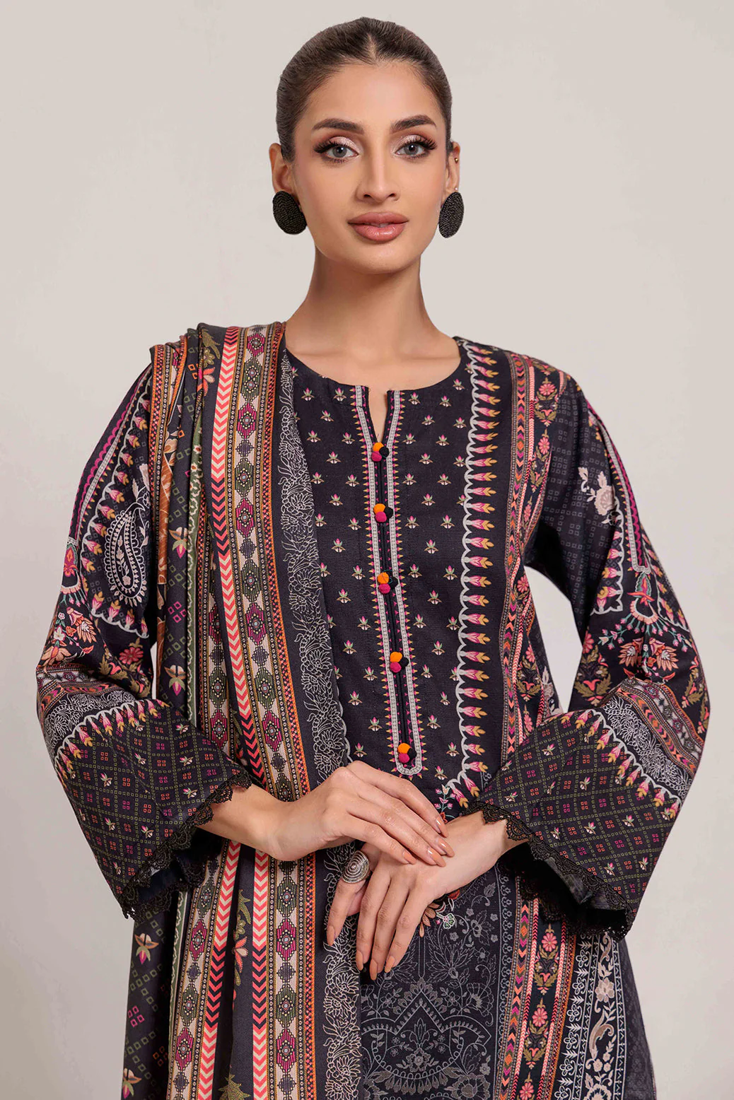 BLACK-KHADDAR-3 PIECE (WS6243P85) - Image 2