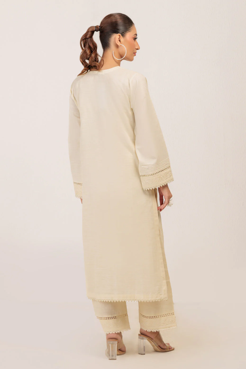 O-WHITE-KHADDAR-2 PIECE (WS7242P18) - Image 4